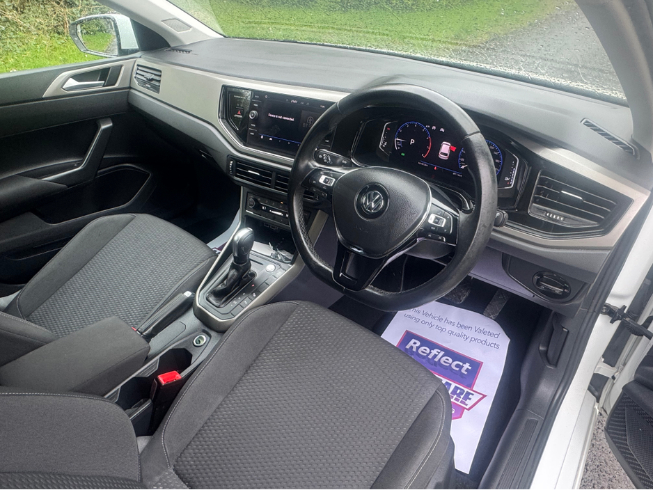 2020 Volkswagen Polo - image 6