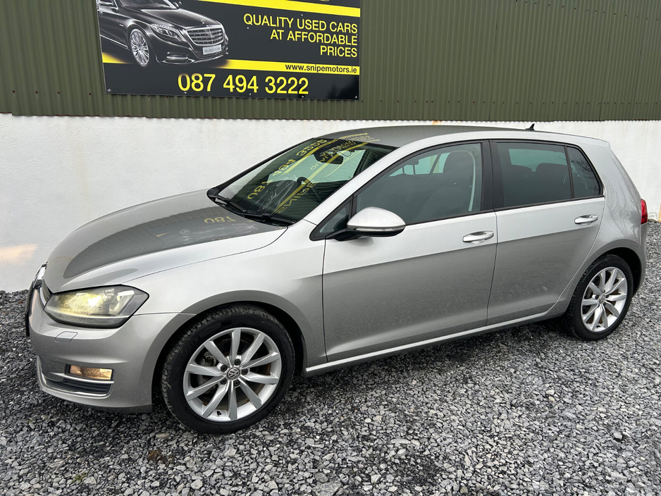 2017 Volkswagen Golf - image 5