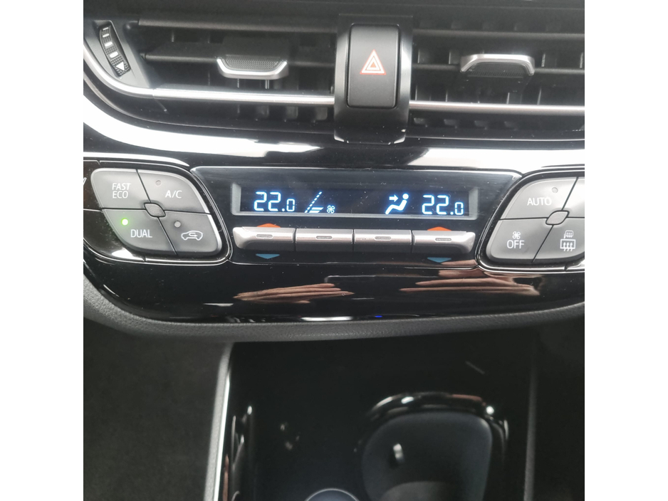 2023 Toyota C-HR HYBRID SPORT 4DR AUTO €25,950