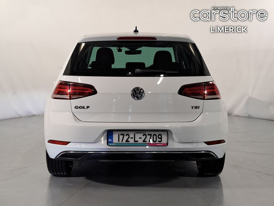 2017 Volkswagen Golf - image 4