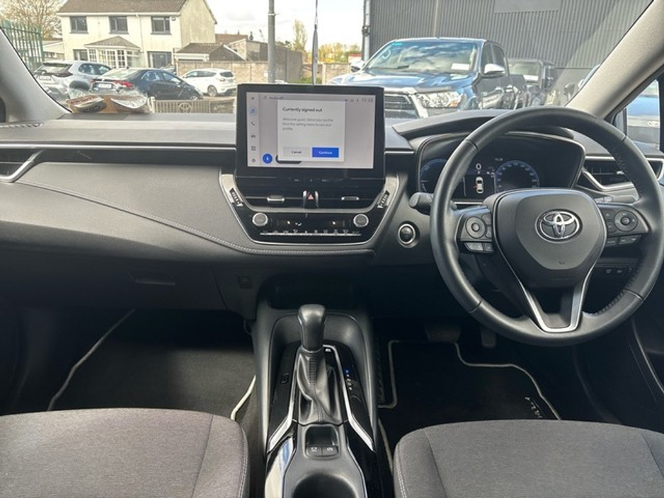 2023 Toyota Corolla - image 8