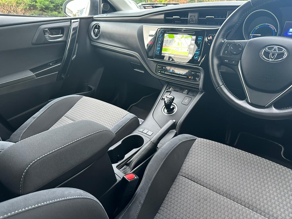 2018 Toyota Auris 1.8 HYBRID LUNA SPORT 136BHP AUTO LOW KM €16,450