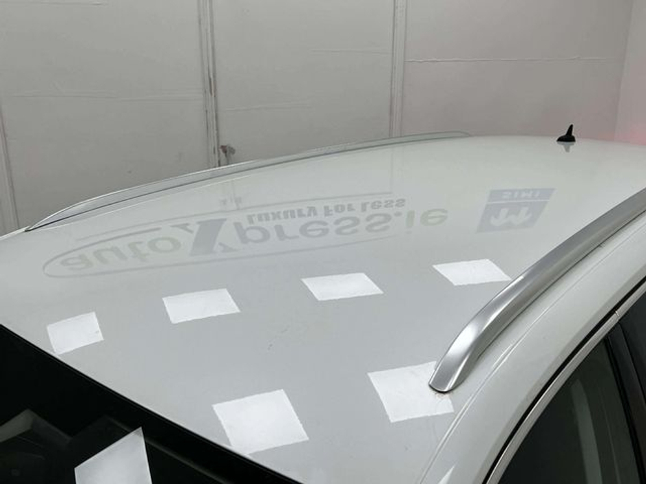 2020 Volkswagen Passat - image 17