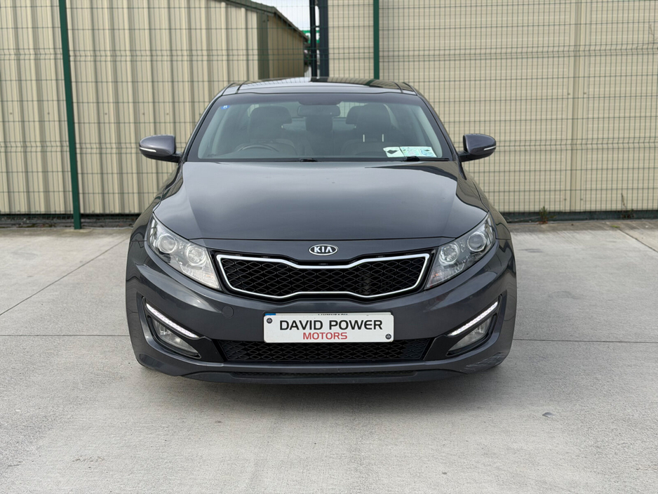 2012 Kia Optima - image 2