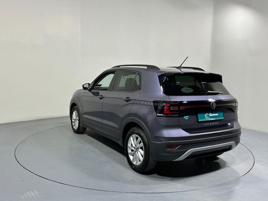 2023 Volkswagen T-Cross - image 5