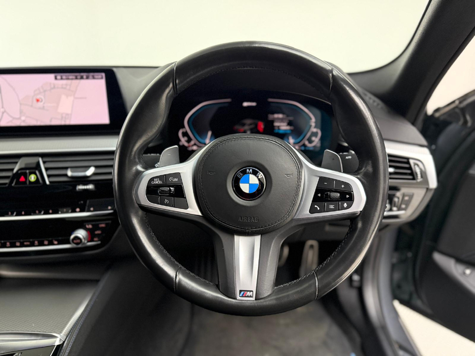 2019 BMW 5 Series 530E M SPORT €29,990