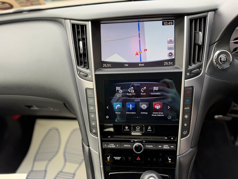 2016 Infiniti Q50 - image 14