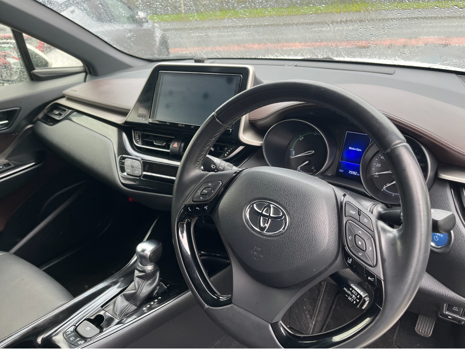 2019 Toyota C-HR 1.8 HYBRID AUTO LOW KM FULL LEATHER €19,950