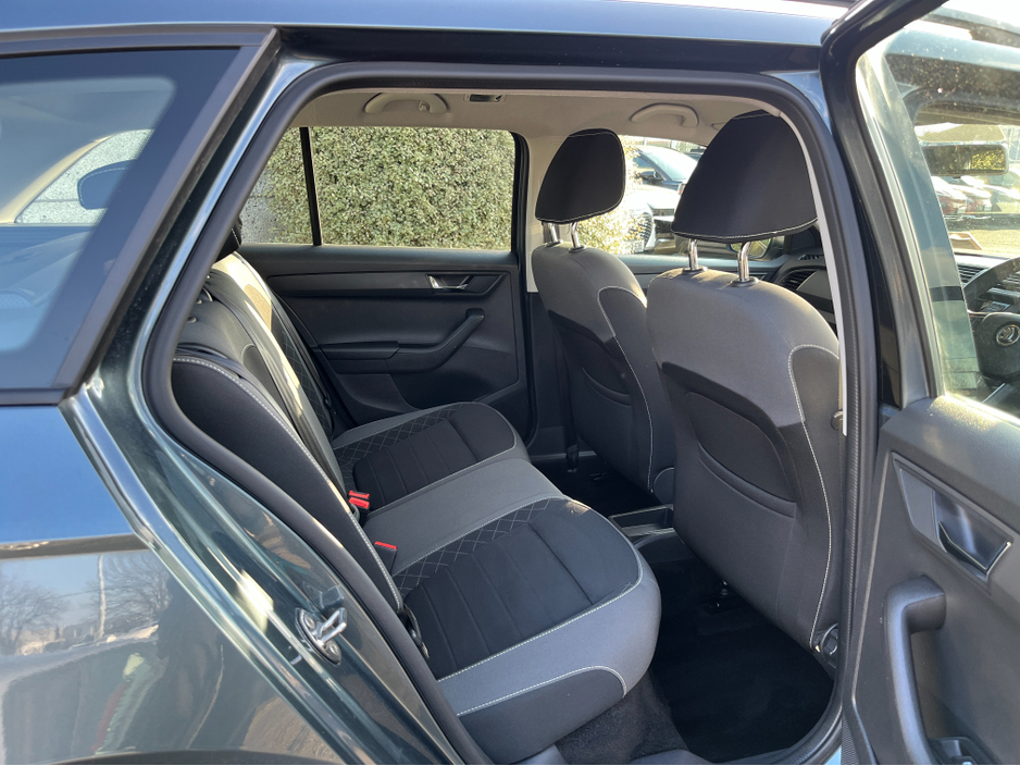 2020 Skoda Fabia - image 9