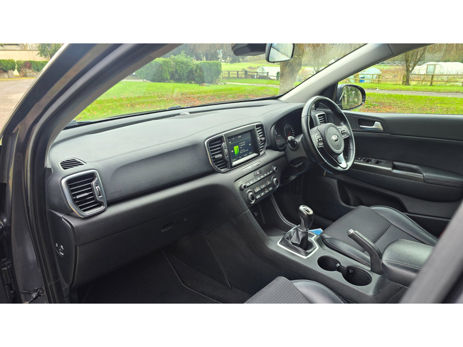 2016 Kia Sportage - image 12