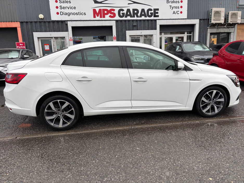 2017 Renault Megane 1.6 dCi 130 SIGNATURE €9,250