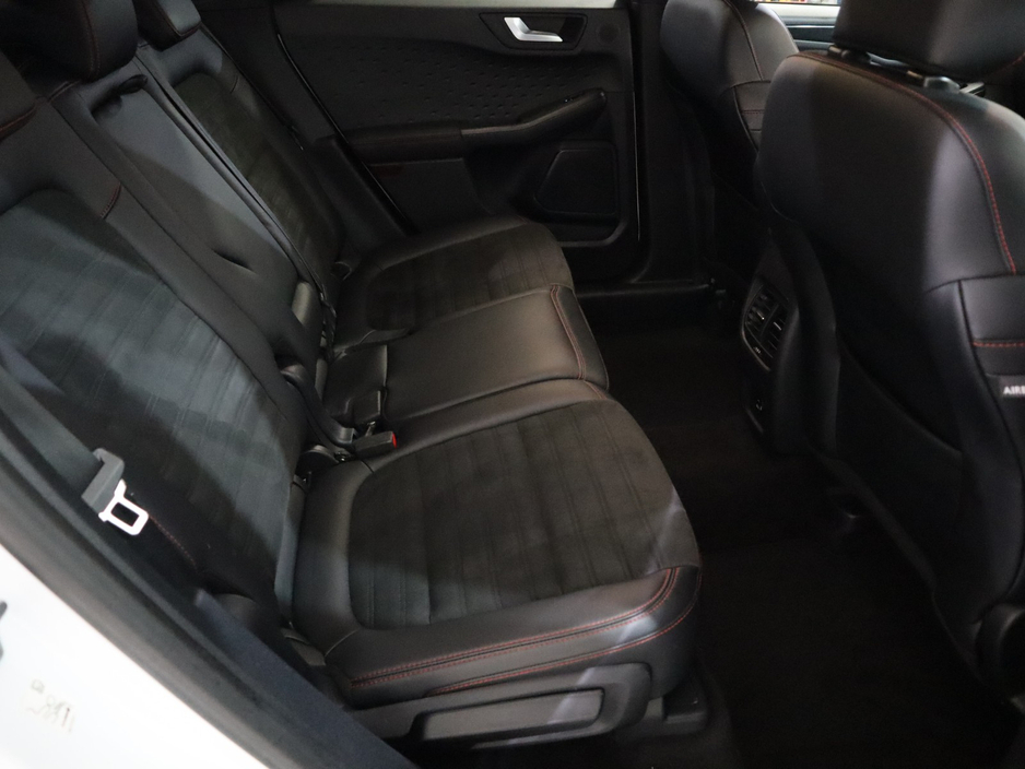 2021 Ford Kuga - image 23