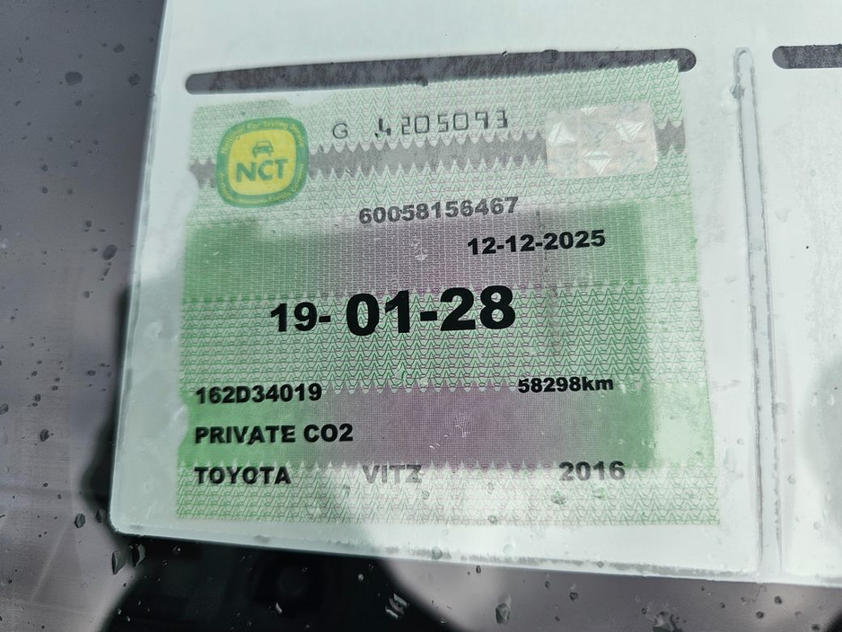 2016 Toyota Vitz - image 22