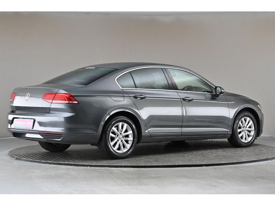 2016 Volkswagen Passat 1.6 TDI COMFORTLINE 120BHP M6F 6SPD €13,890