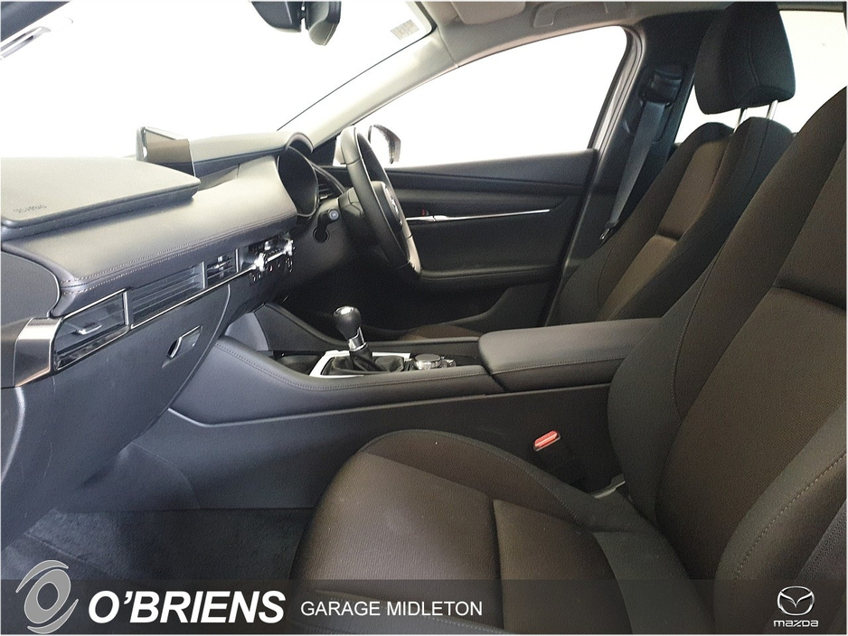 2024 Mazda Mazda3 2024 Mazda3 4SN e-SKYACTIV X 186ps 6MT FWD Exclusive-line SUNR €31,900