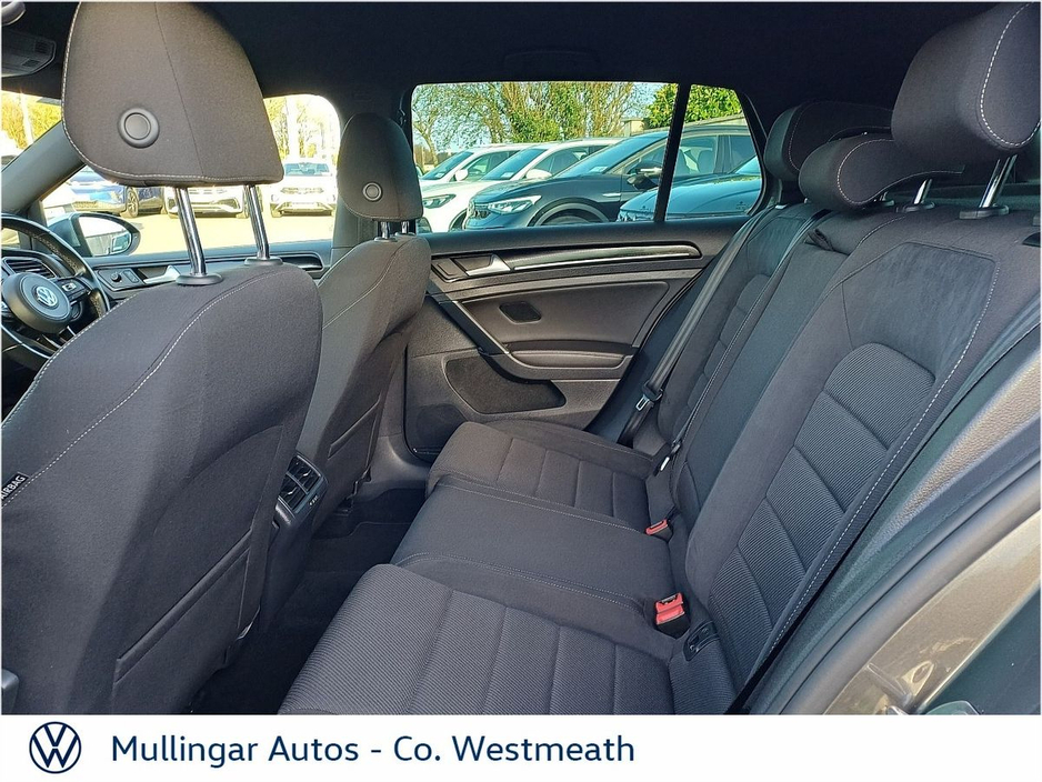 2018 Volkswagen Golf - image 7