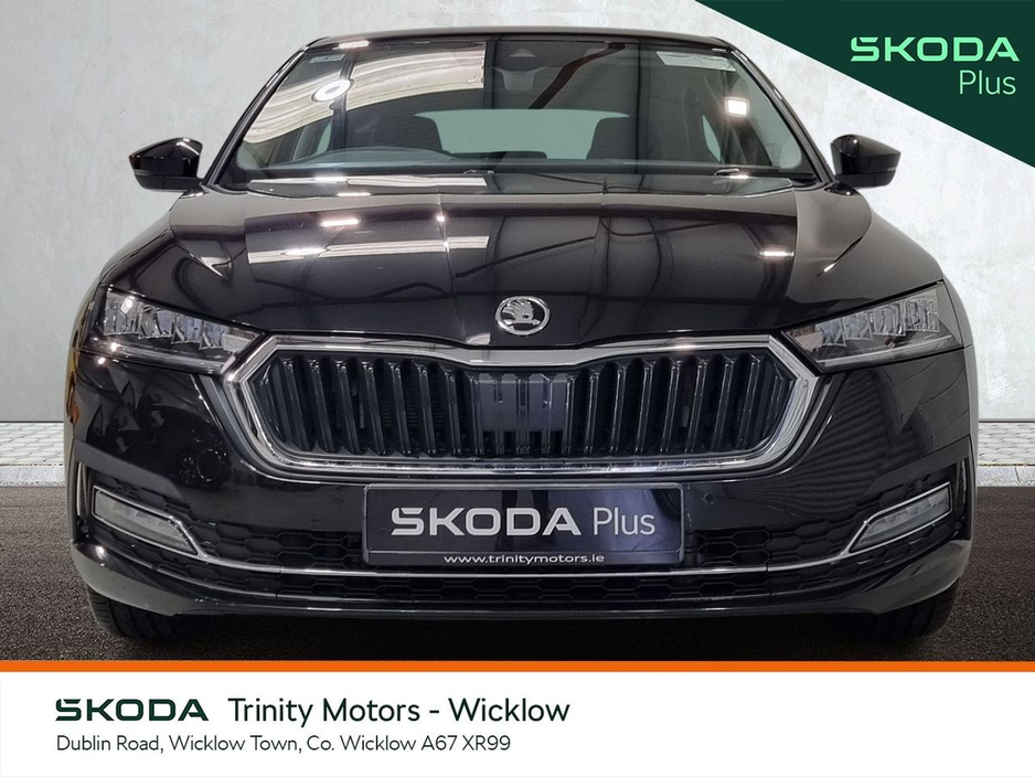 2023 Skoda Octavia - image 12
