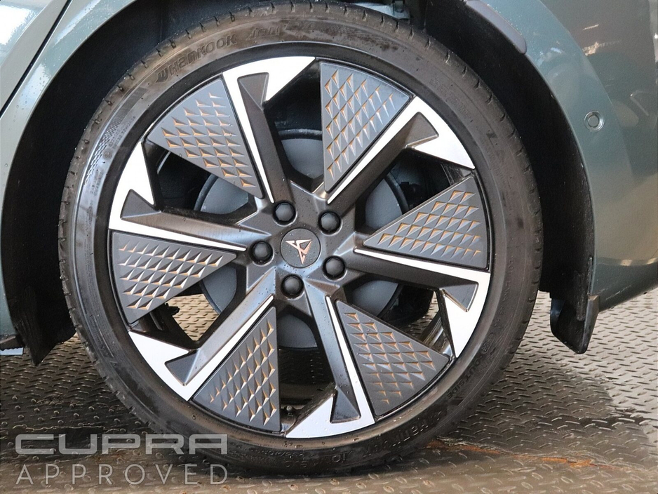 2026 Cupra Born - image 6