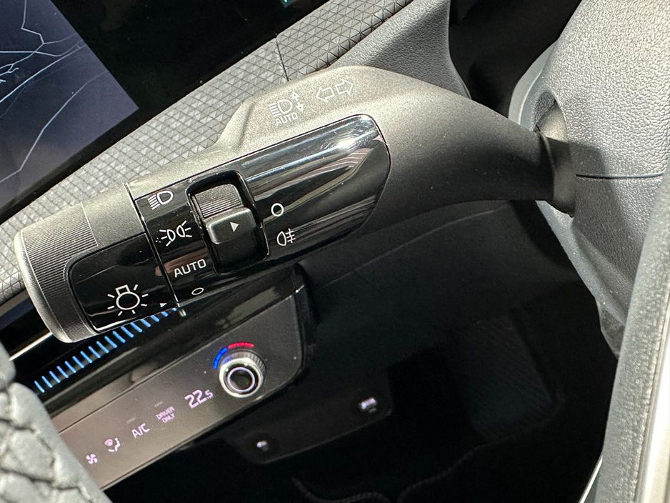 2022 Kia EV6 Earth 77.4 KW/H Battery 500 KMS Range €25,800