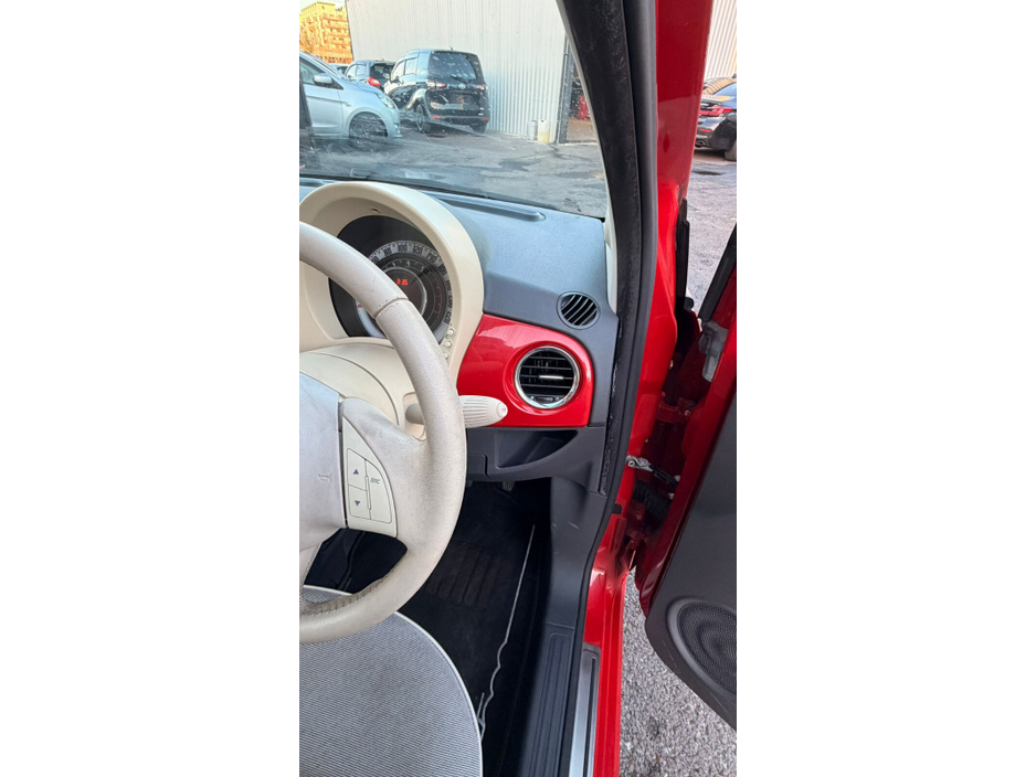 2015 Fiat 500  €8,500