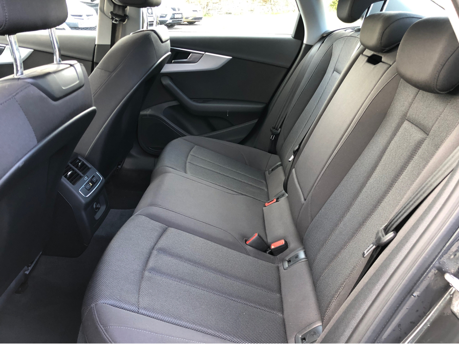 2021 Audi A4 - image 18