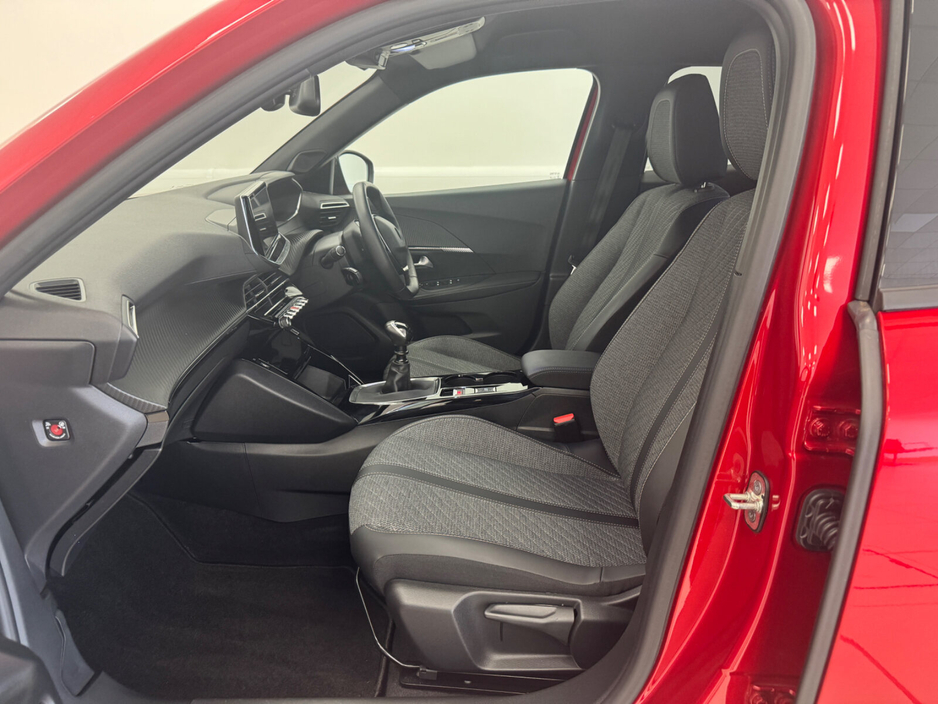 2024 Peugeot 2008 - image 7