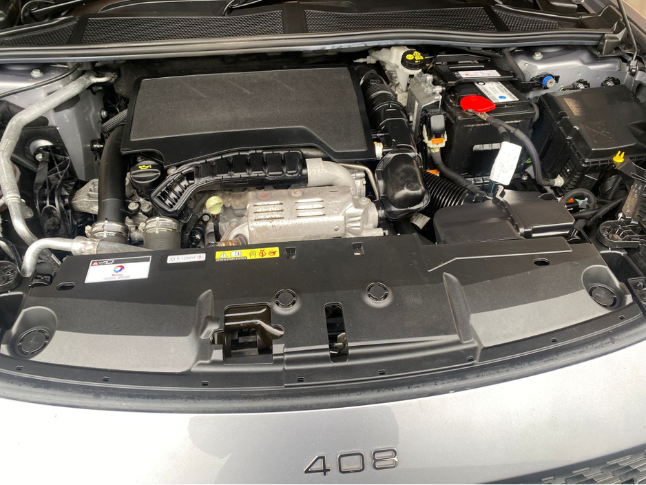2023 Peugeot 408 - image 23
