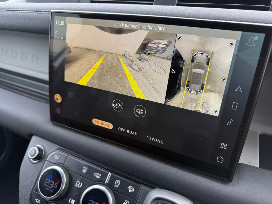 2023 Land Rover Defender 110 3.0 D  HARD TOP S 2 SEAT COMM €63,500