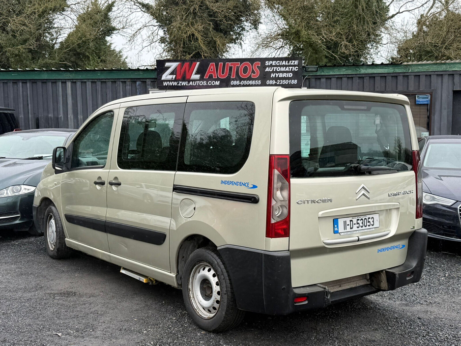 2011 Citroen Dispatch - image 6
