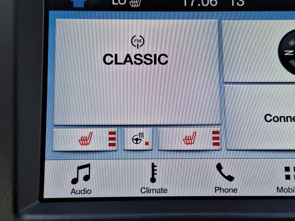 2018 Ford Mondeo - image 9