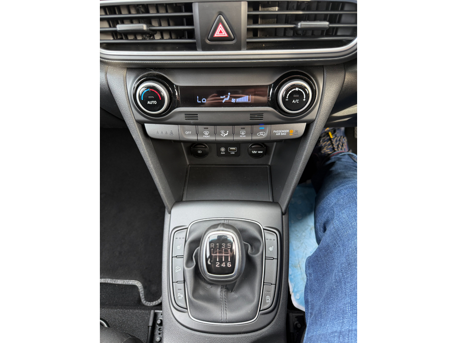 2019 Hyundai Kona - image 13