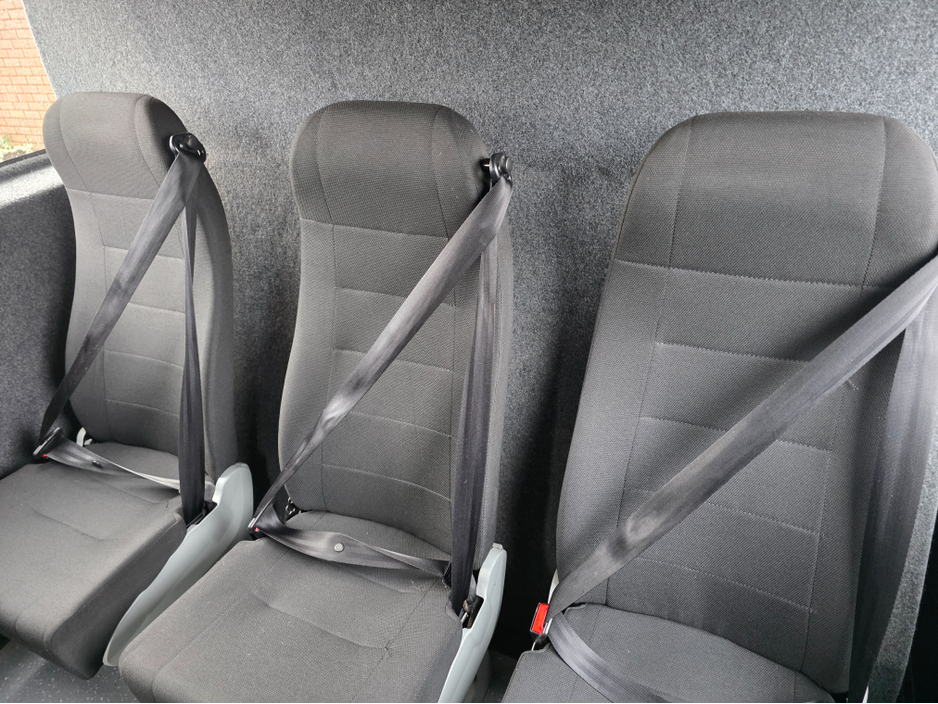 2016 Nissan NV400 L3 H2 FWD 125 CREWCAB 6 SEATS €12,950