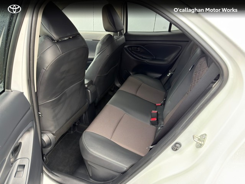 2023 Toyota Yaris Cross  €29,950