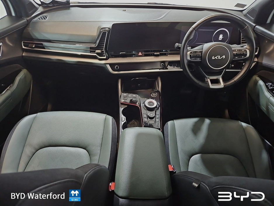 2024 Kia Sportage Anniversary Edition Hybrid. Cruise Control, Heated Seats, Heated Steering Wheel, Rear Charging Ports, Reversing Camera. €37,995