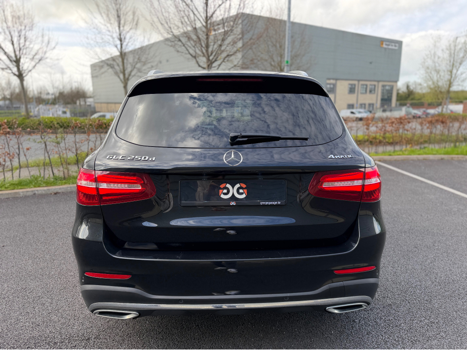 2018 Mercedes-Benz GLC Class - image 4