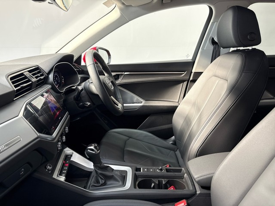 2025 Audi Q3 - image 6