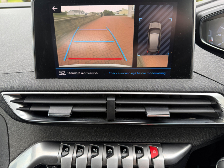 2020 Peugeot 3008 - image 21