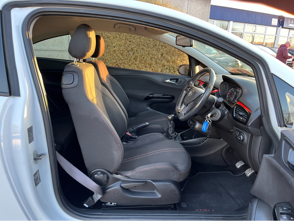2019 Opel Corsa SRI OPC LINE 1.4 PETROL 3DR //APPLE CARPLAY//OPEL SERVICE HISTORY// €11,950