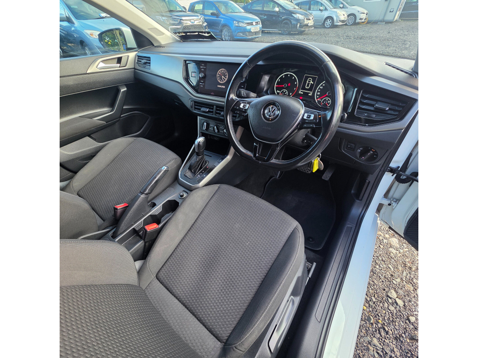 2020 Volkswagen Polo - image 11