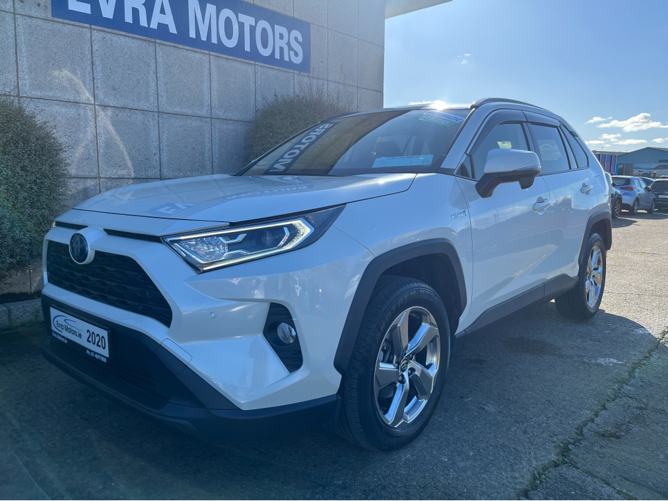 2020 Toyota Rav4 - image 5
