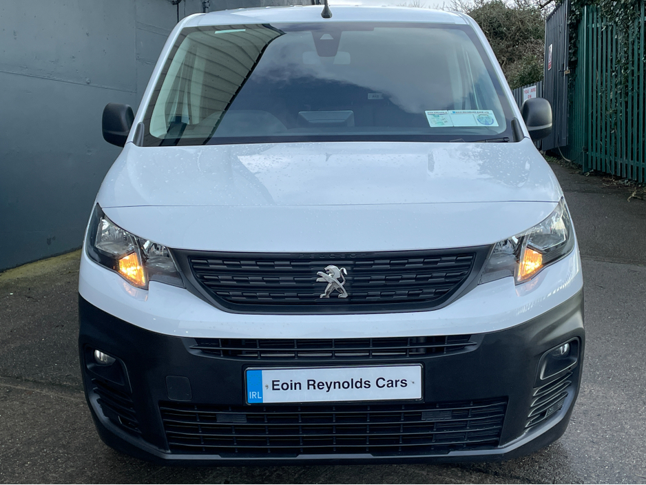 2023 Peugeot Partner PROFESSIONAL PLUS 1.5 HDI HIGH SPEC! NEW DOE! €14,995