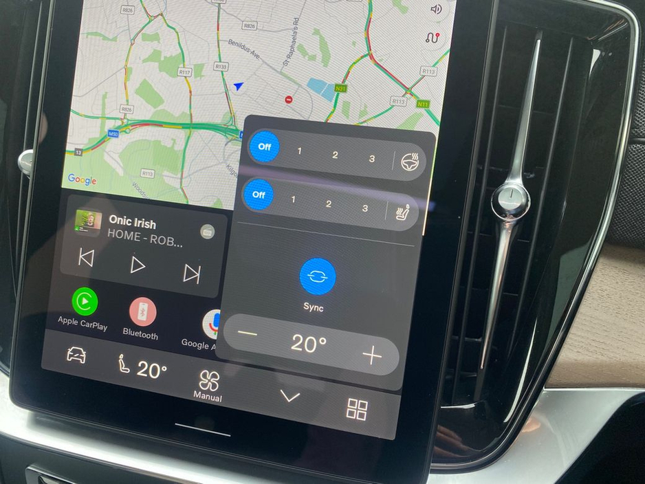 2025 Volvo XC90 - image 24