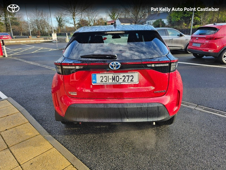 2023 Toyota Yaris Cross YARIS CROSS LUNA SPORT €30,950