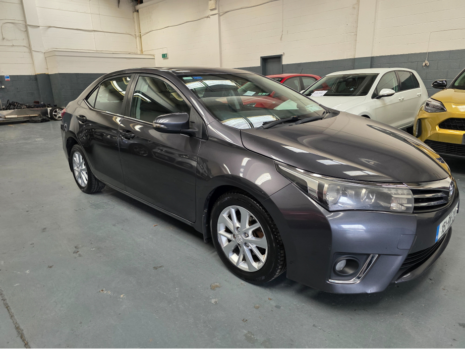 2015 Toyota Corolla - image 7