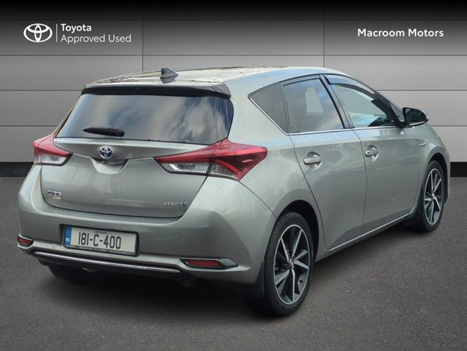 2018 Toyota Auris AURIS HYBRID LUNA SPORT €17,950