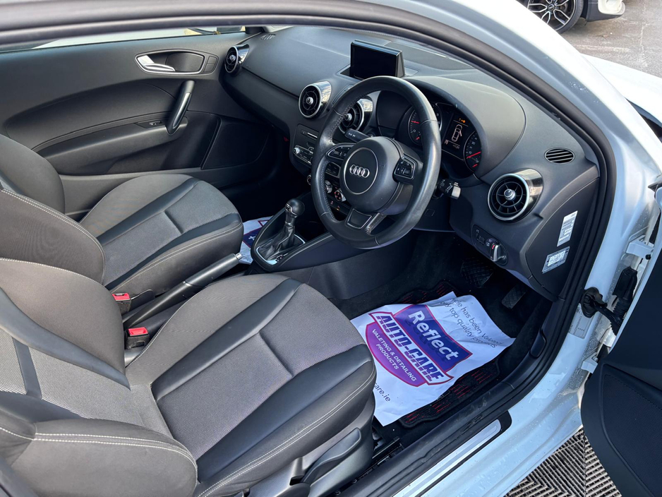 2016 Audi A1 - image 4