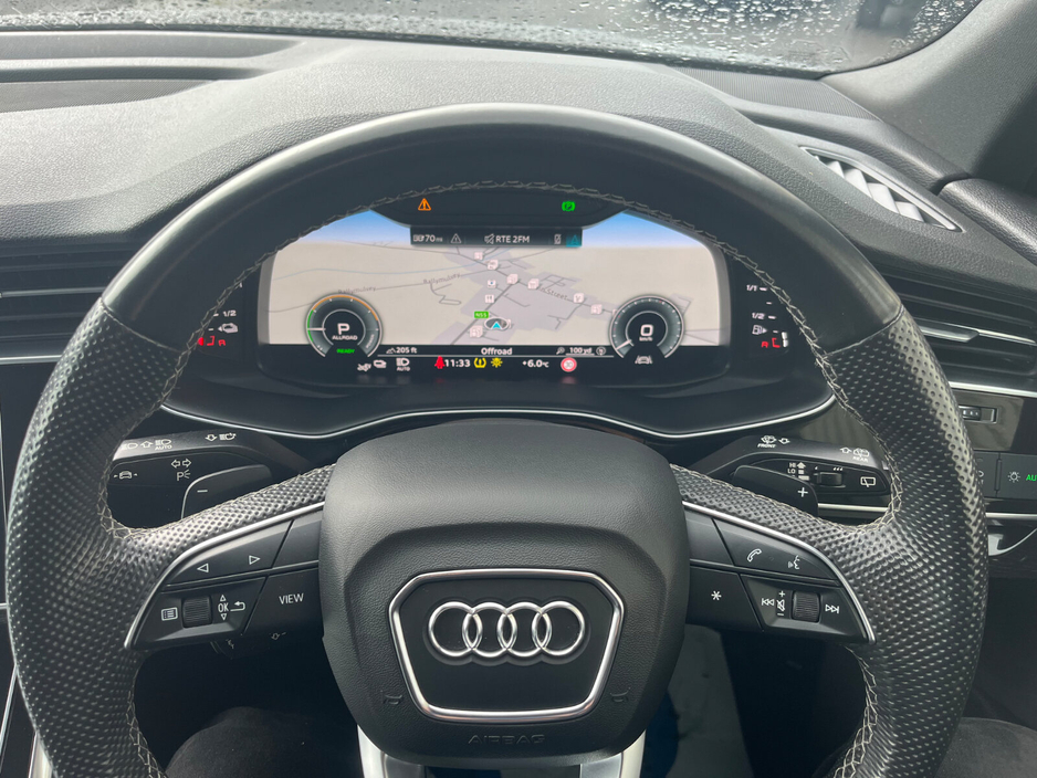 2021 Audi Q7 - image 24