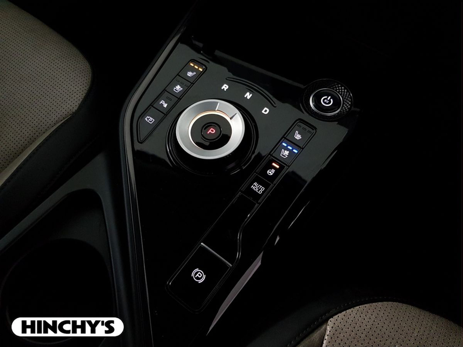 2023 Kia Niro - image 11