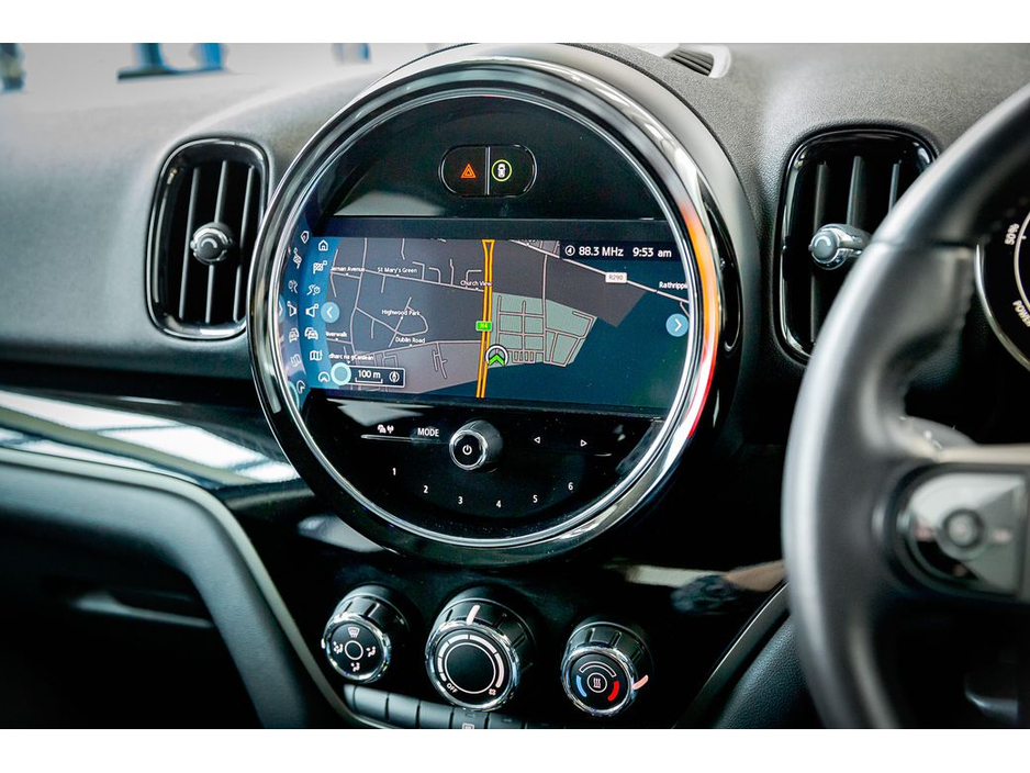 2022 MINI Countryman - image 28