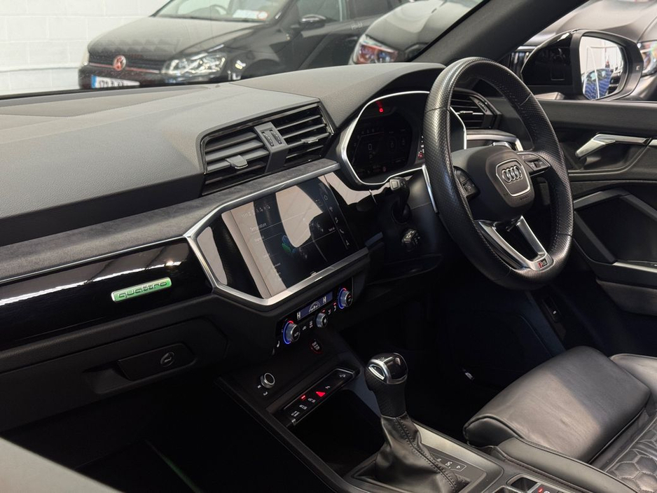 2022 Audi RS Q3 - image 22